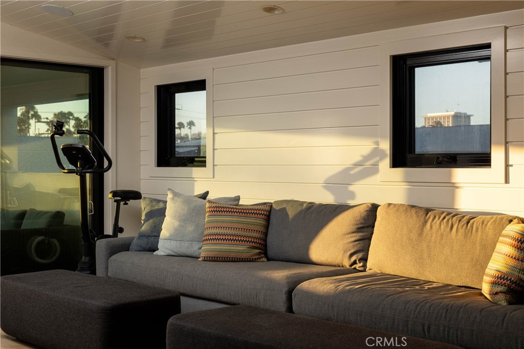 211 35th, Newport Beach CA 92663 - photo 30
