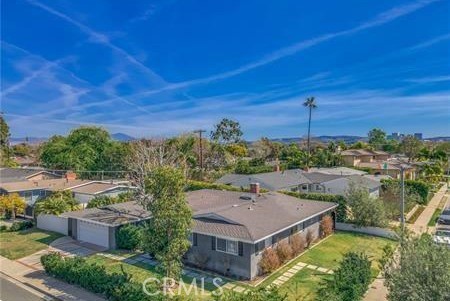 2112 Dover Drive, Newport Beach CA 92660 - photo 2