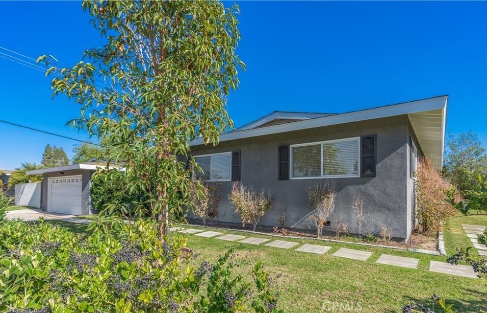 2112 Dover Drive, Newport Beach CA 92660 - photo 3