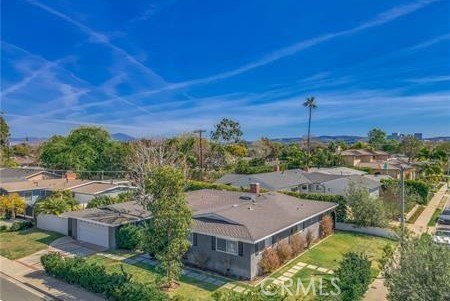 2112 Dover Drive, Newport Beach CA 92660 - photo 2