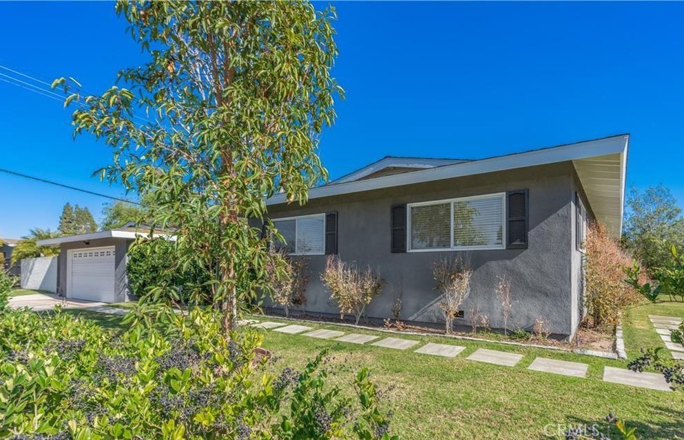 2112 Dover Drive, Newport Beach CA 92660 - photo 3