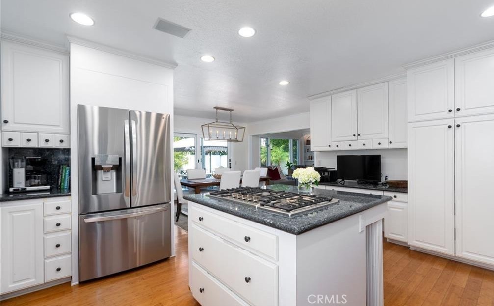 2112 Dover Drive, Newport Beach CA 92660 - photo 8