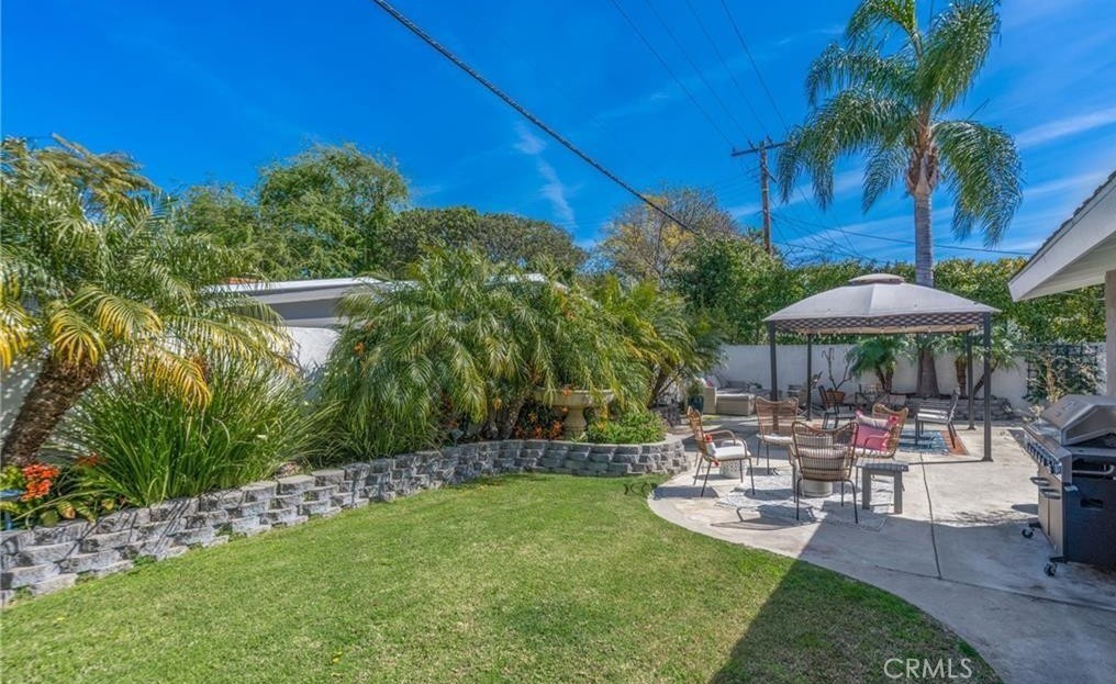 2112 Dover Drive, Newport Beach CA 92660 - photo 16