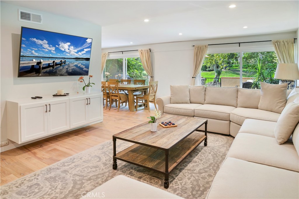 2112 Vista Dorado, Newport Beach CA 92660 - photo 2