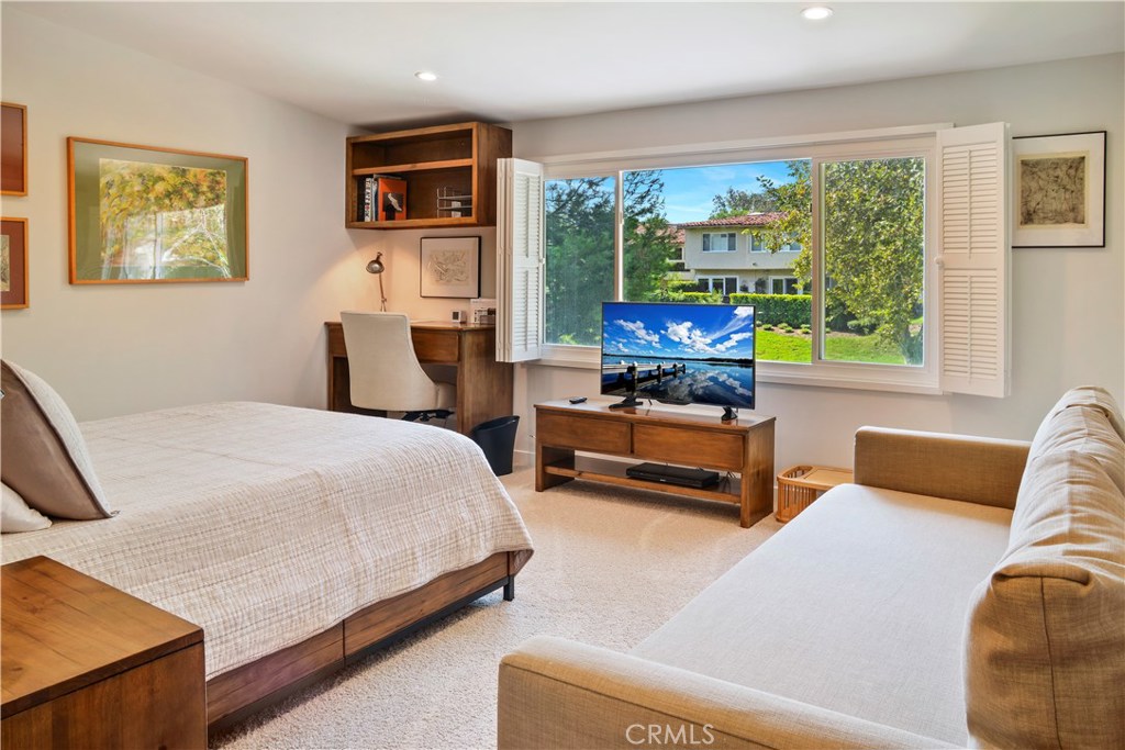2112 Vista Dorado, Newport Beach CA 92660 - photo 11