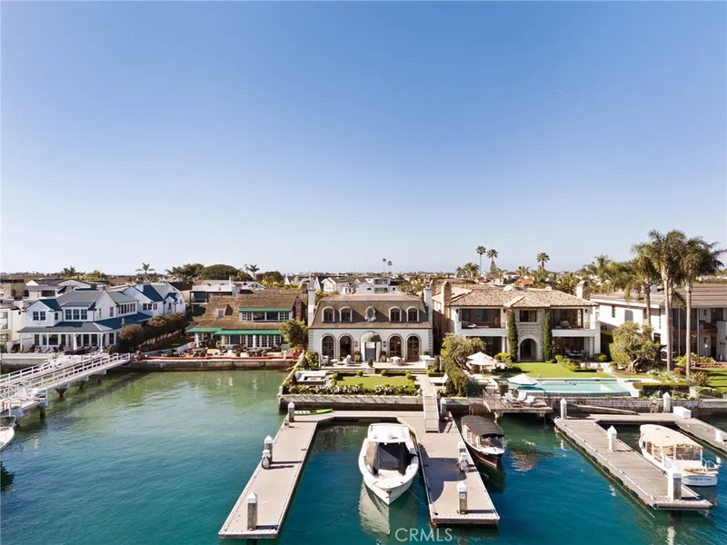 2116 E Balboa Boulevard, Newport Beach, CA 92661