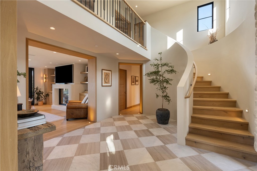 2118 Leeward, Newport Beach CA 92660 - photo 5