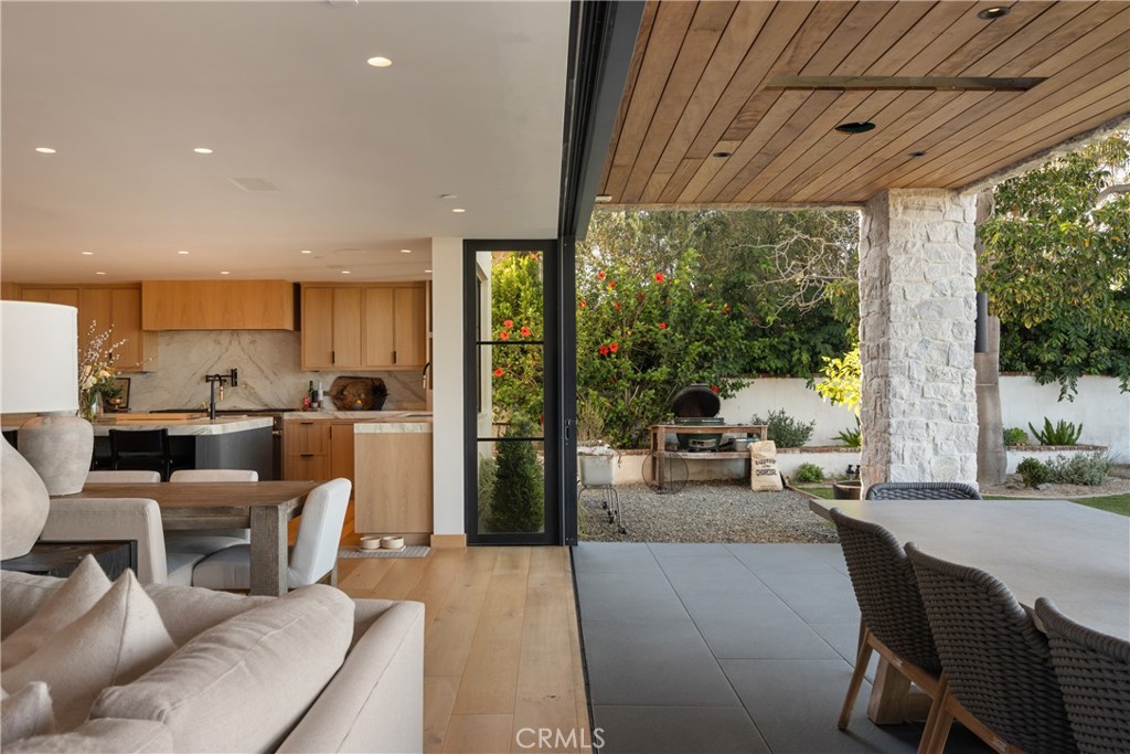 2118 Leeward, Newport Beach CA 92660 - photo 10