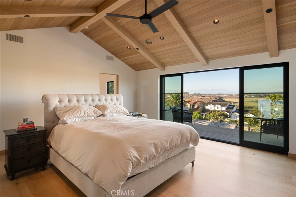 2118 Leeward, Newport Beach CA 92660 - photo 25