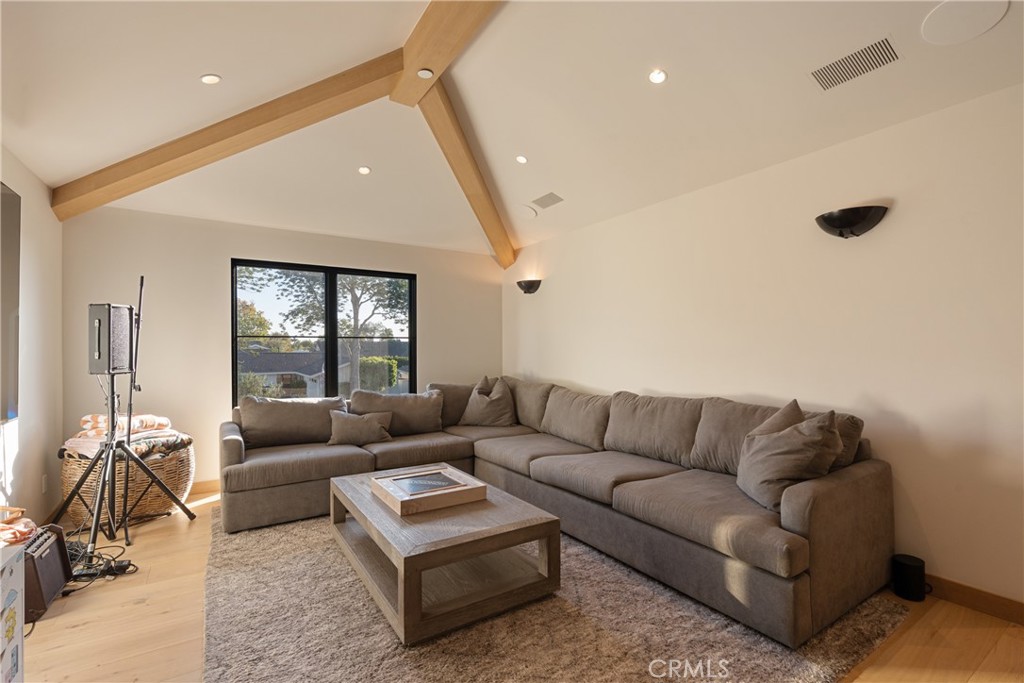 2118 Leeward, Newport Beach CA 92660 - photo 28