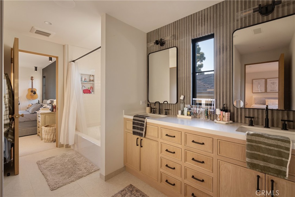 2118 Leeward, Newport Beach CA 92660 - photo 30