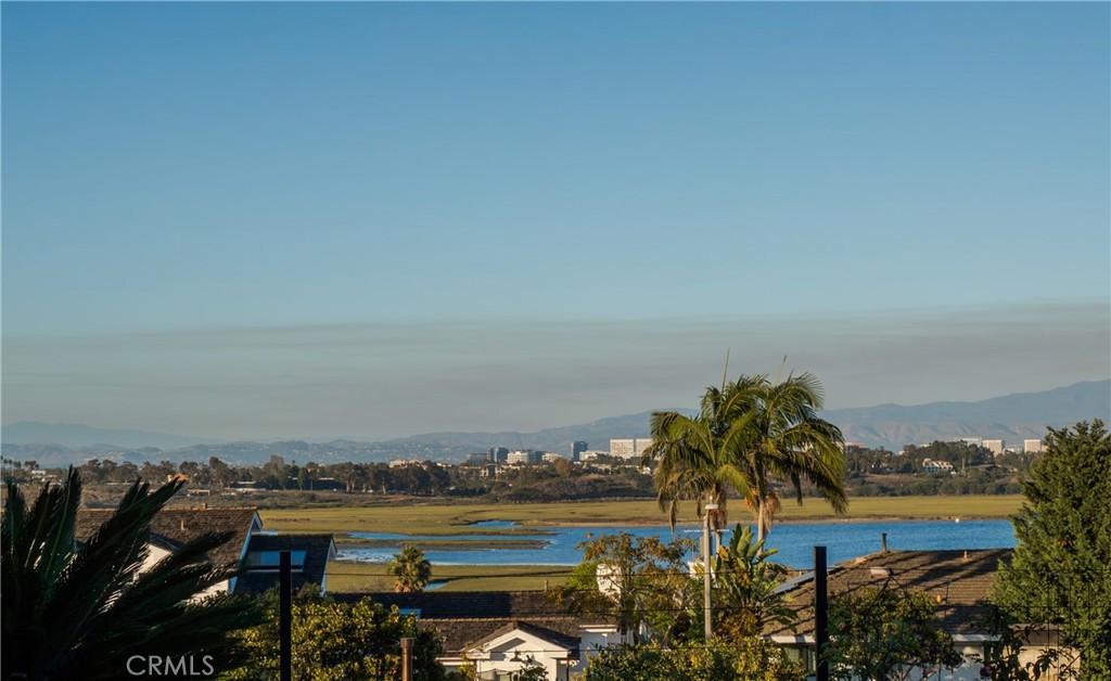2118 Leeward, Newport Beach CA 92660 - photo 36