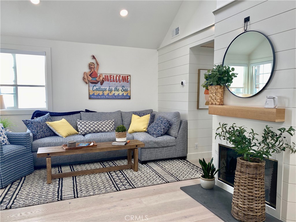 212 1/2 Garnet, Newport Beach CA 92662 - photo 5