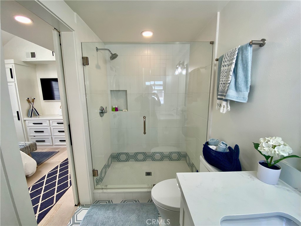 212 1/2 Garnet, Newport Beach CA 92662 - photo 8