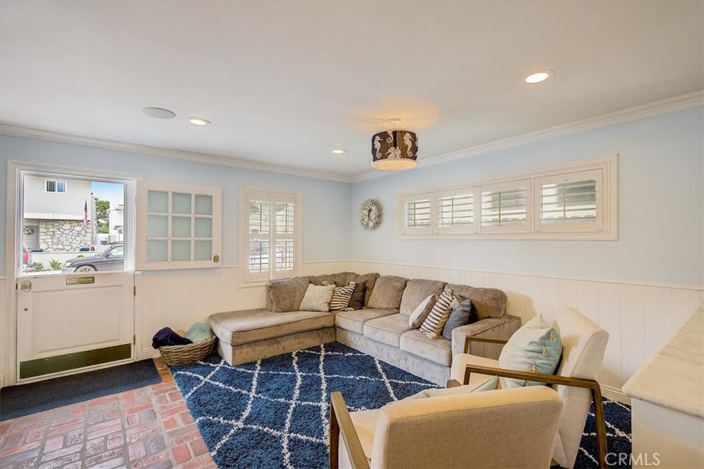 2128 Miramar Drive, Newport Beach CA 92661 - photo 6