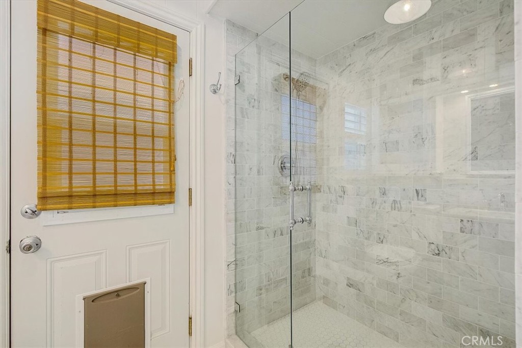 Downstairs Bathroom - 2128 Miramar Drive, Newport Beach CA 92661 - photo 16