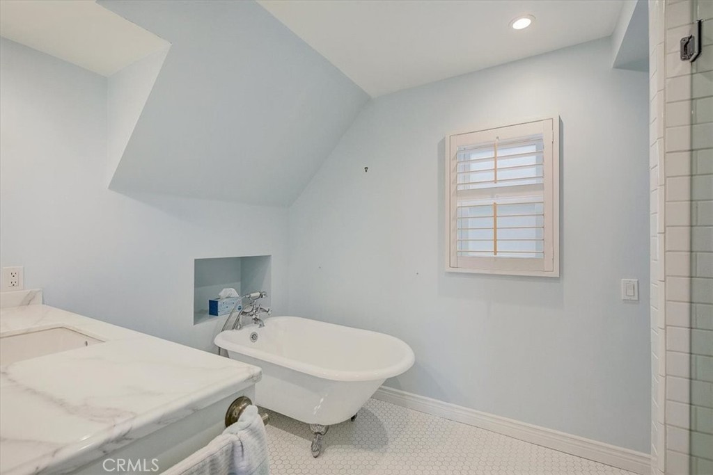 Upstairs Master Bath - 2128 Miramar Drive, Newport Beach CA 92661 - photo 29