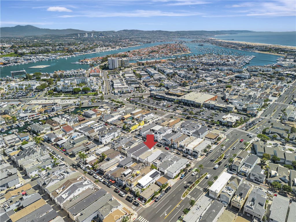 213 33rd Street, Newport Beach CA 92663 - photo 1