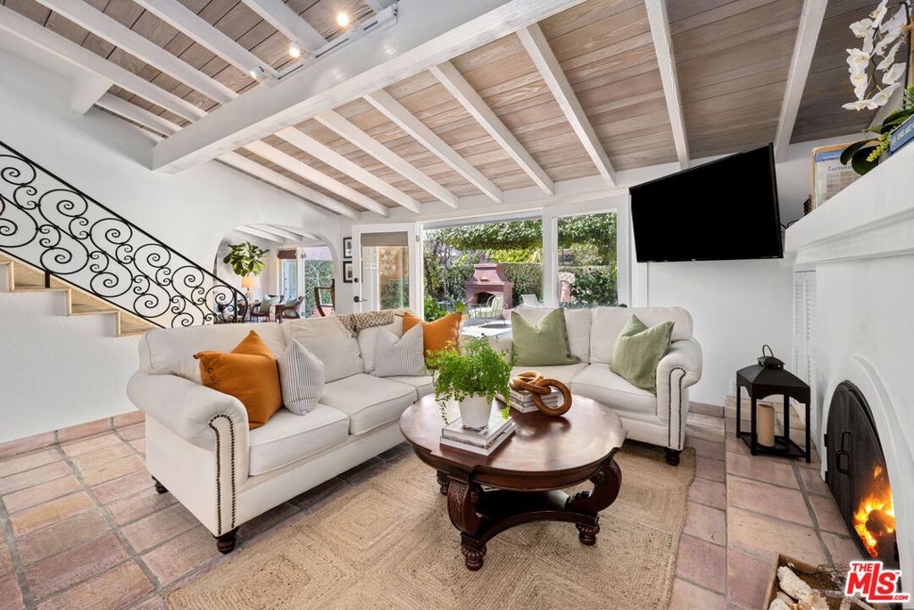 213 Via Cordova, Newport Beach CA 92663 - photo 8