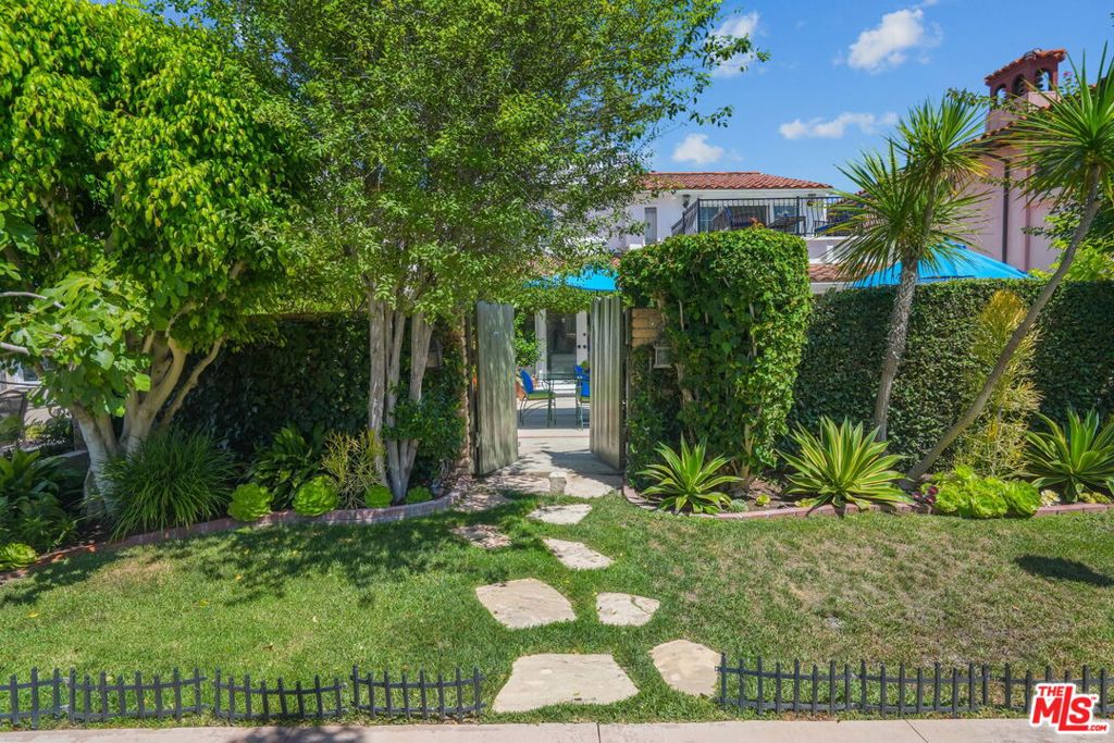 213 Via Cordova, Newport Beach CA 92663 - photo 25