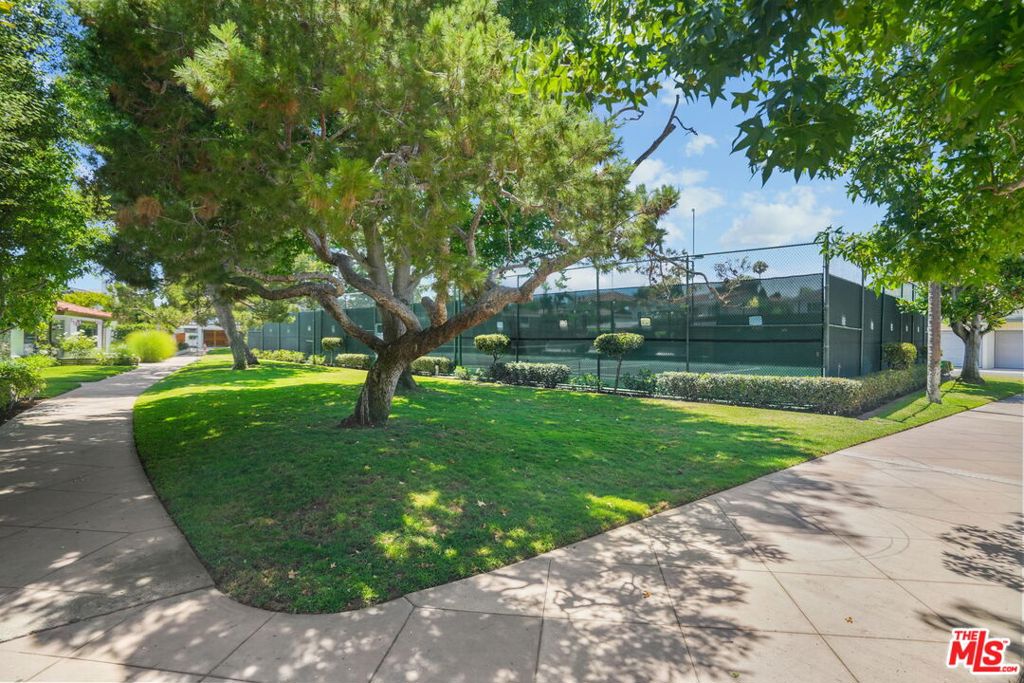 213 Via Cordova, Newport Beach CA 92663 - photo 27