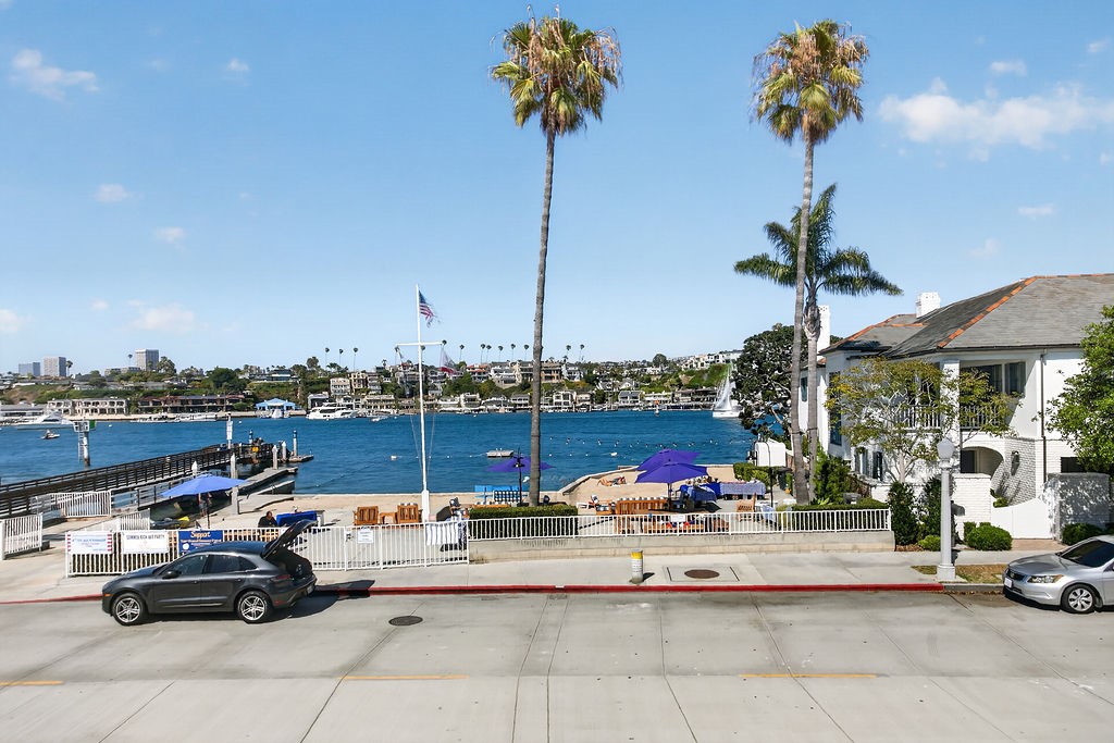 2137 Channel, Newport Beach CA 92661 - photo 26