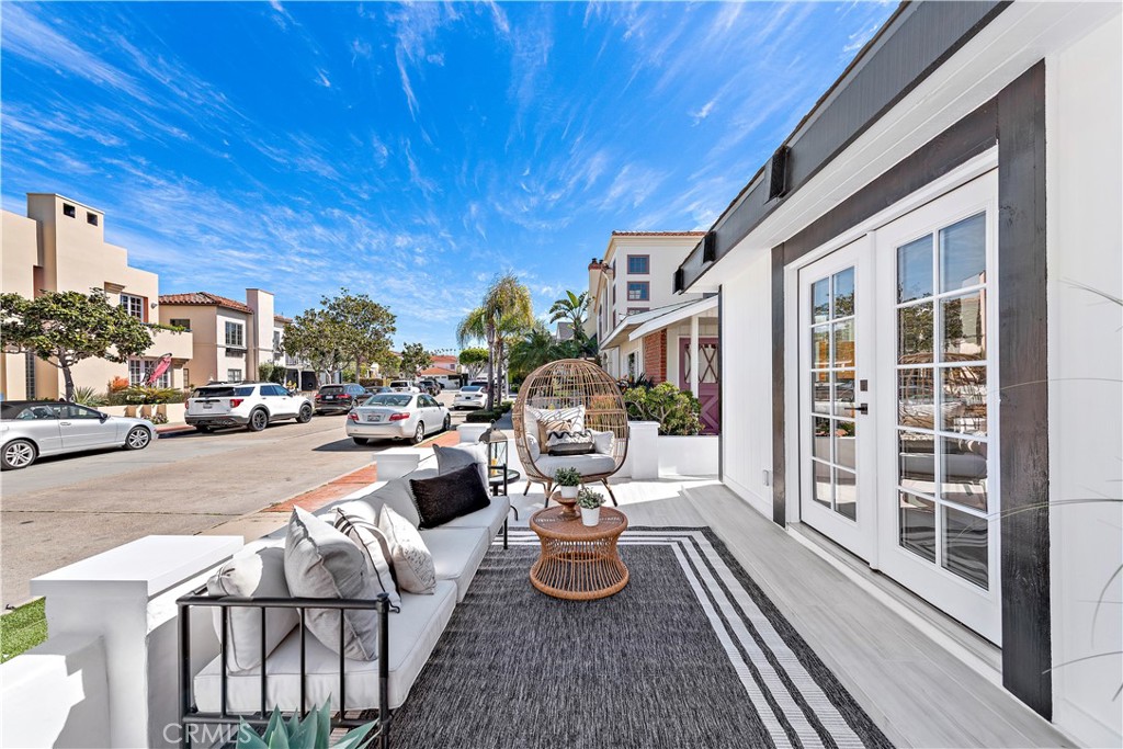 2137 Miramar, Newport Beach CA 92661 - photo 8