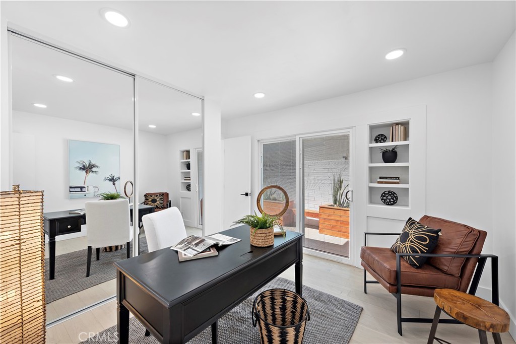 2137 Miramar, Newport Beach CA 92661 - photo 9