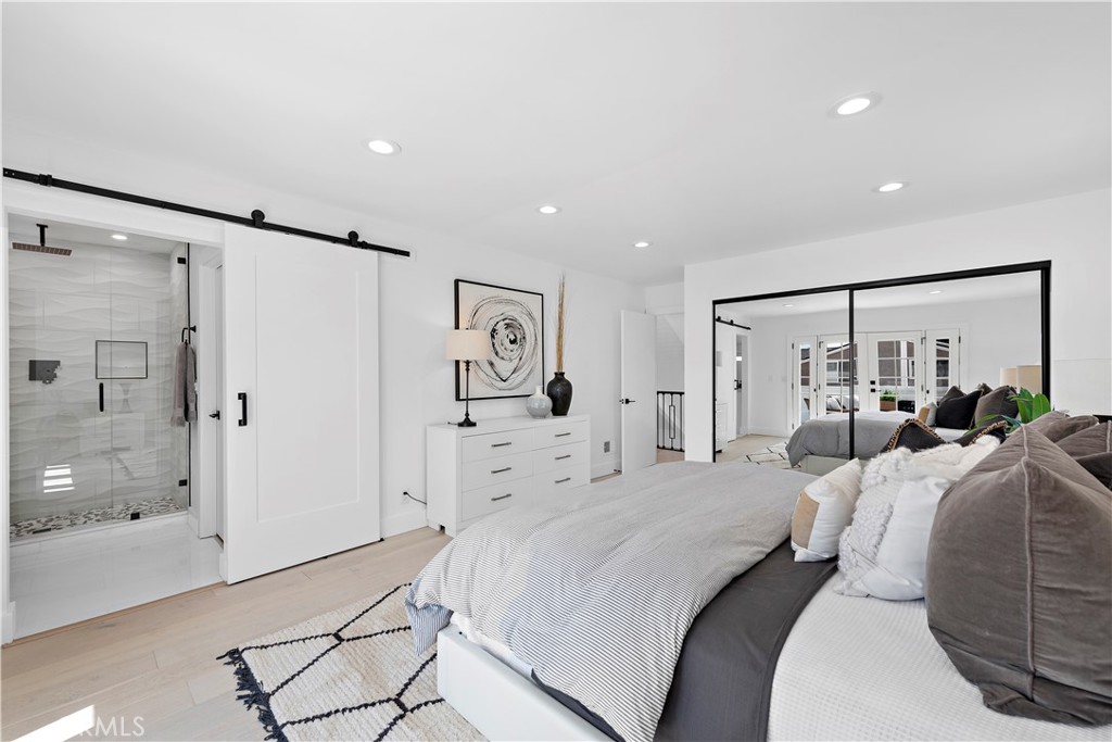 2137 Miramar, Newport Beach CA 92661 - photo 38
