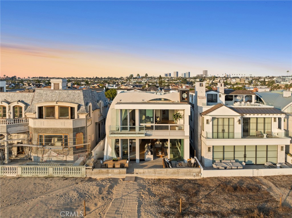 2144 E Oceanfront, Newport Beach CA 92661 - photo 2