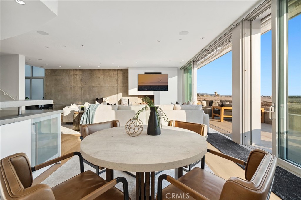 2144 E Oceanfront, Newport Beach CA 92661 - photo 8