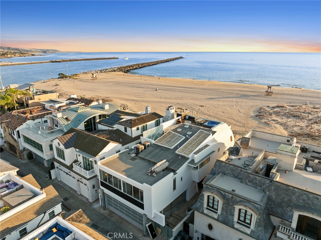 2144 E Oceanfront, Newport Beach CA 92661 - photo 32