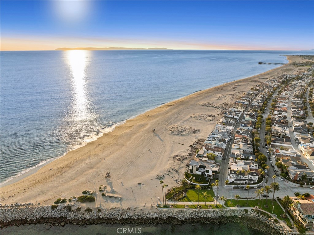 2144 E Oceanfront, Newport Beach CA 92661 - photo 33