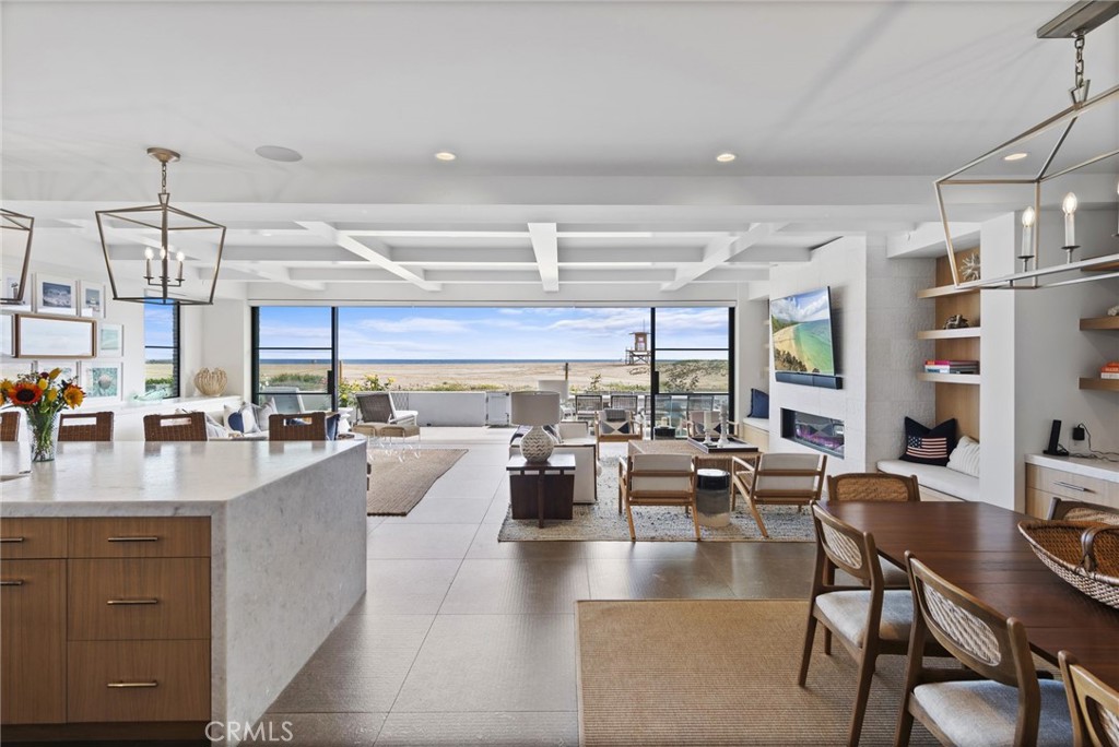2148 E Oceanfront, Newport Beach CA 92661 - photo 4
