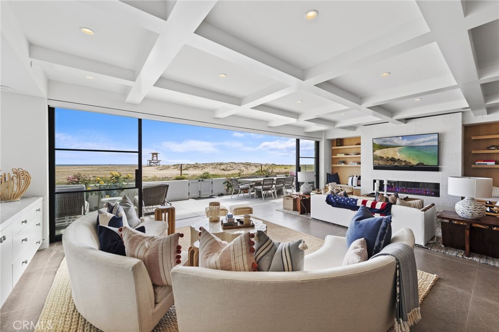 2148 E Oceanfront, Newport Beach CA 92661 - photo 6