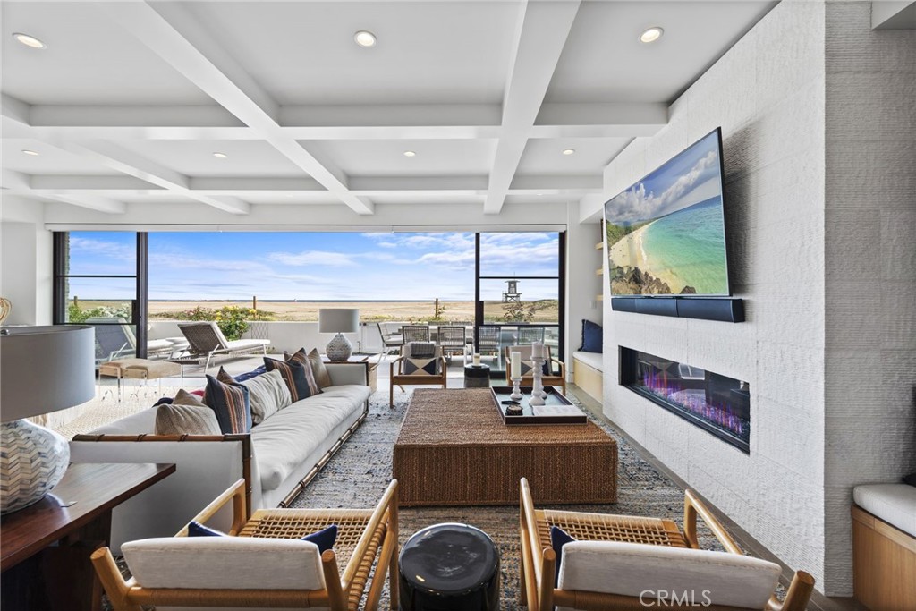 2148 E Oceanfront, Newport Beach CA 92661 - photo 8
