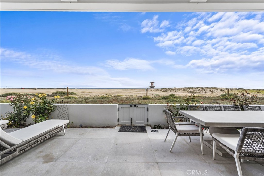 2148 E Oceanfront, Newport Beach CA 92661 - photo 10