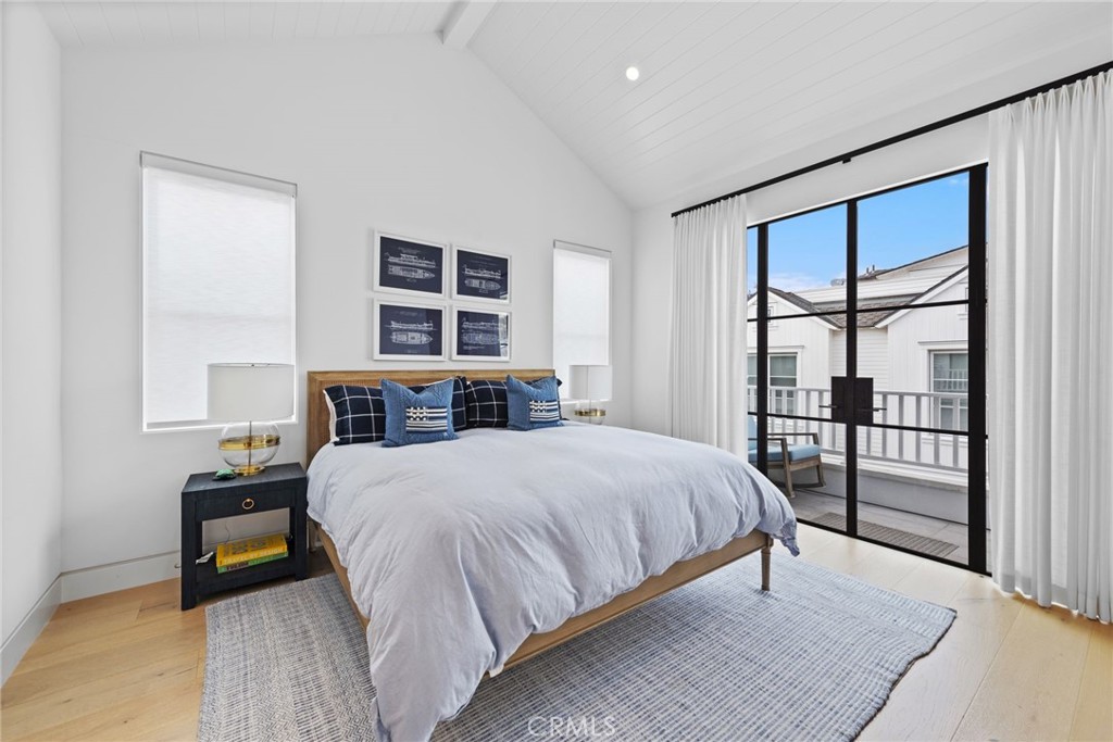 2148 E Oceanfront, Newport Beach CA 92661 - photo 28
