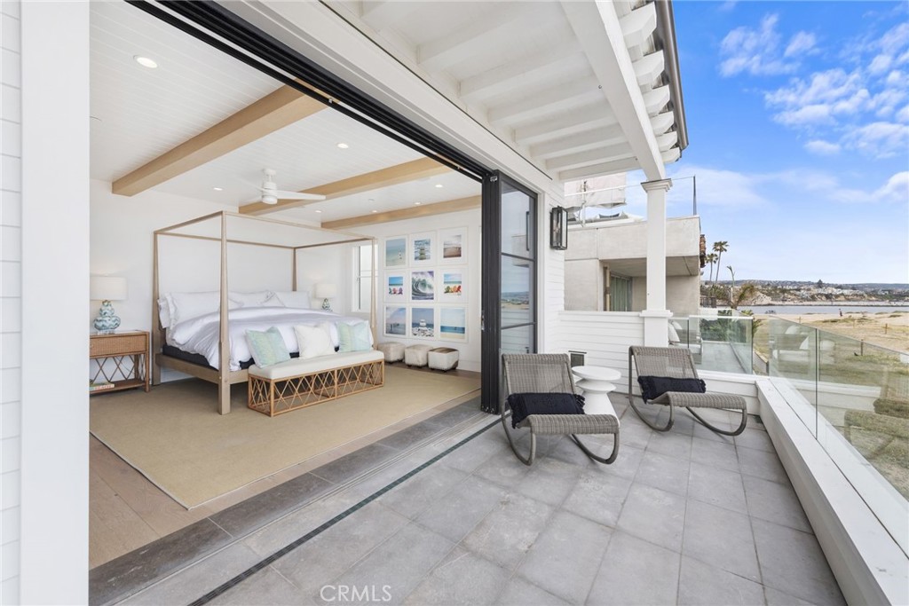 2148 E Oceanfront, Newport Beach CA 92661 - photo 38