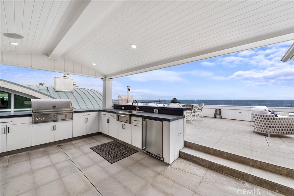 2148 E Oceanfront, Newport Beach CA 92661 - photo 52