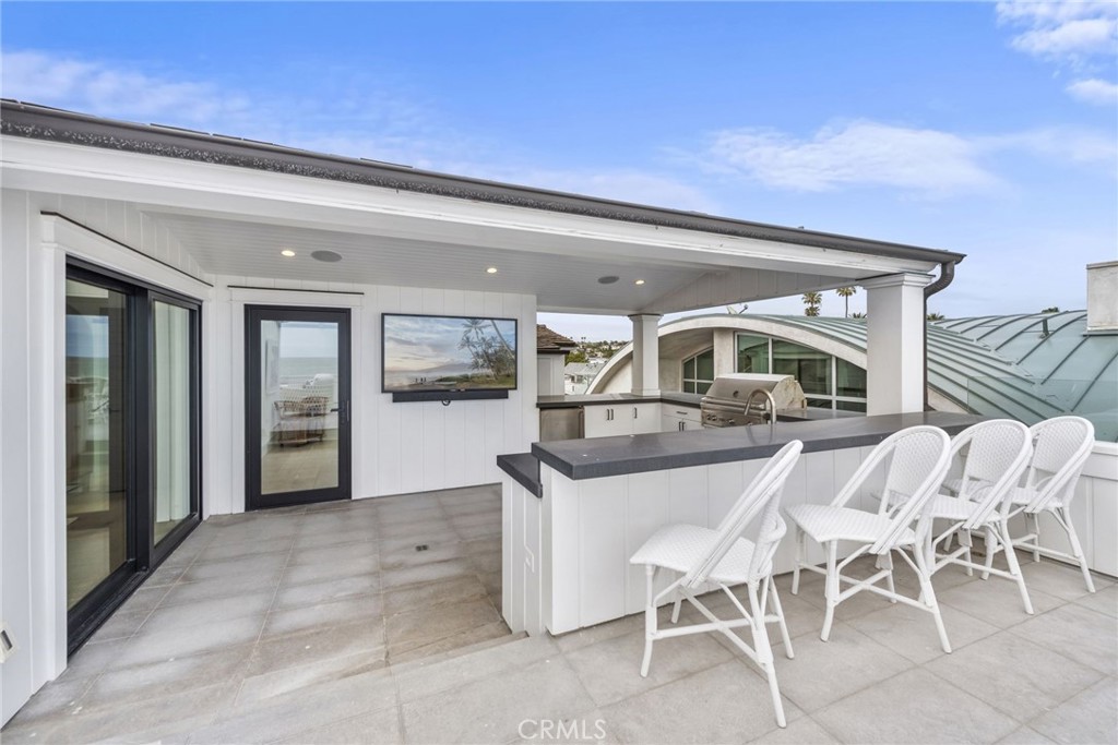 2148 E Oceanfront, Newport Beach CA 92661 - photo 56