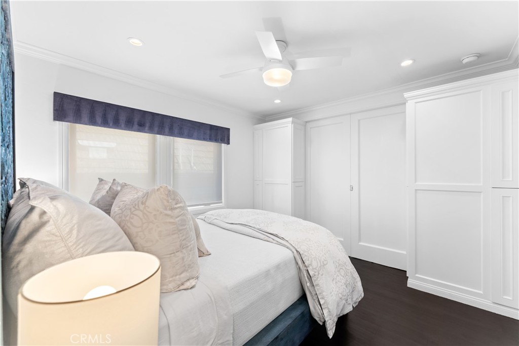 215 E Edgewater, Newport Beach CA 92661 - photo 10