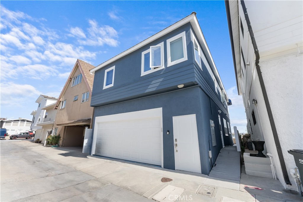 215 E Edgewater, Newport Beach CA 92661 - photo 28