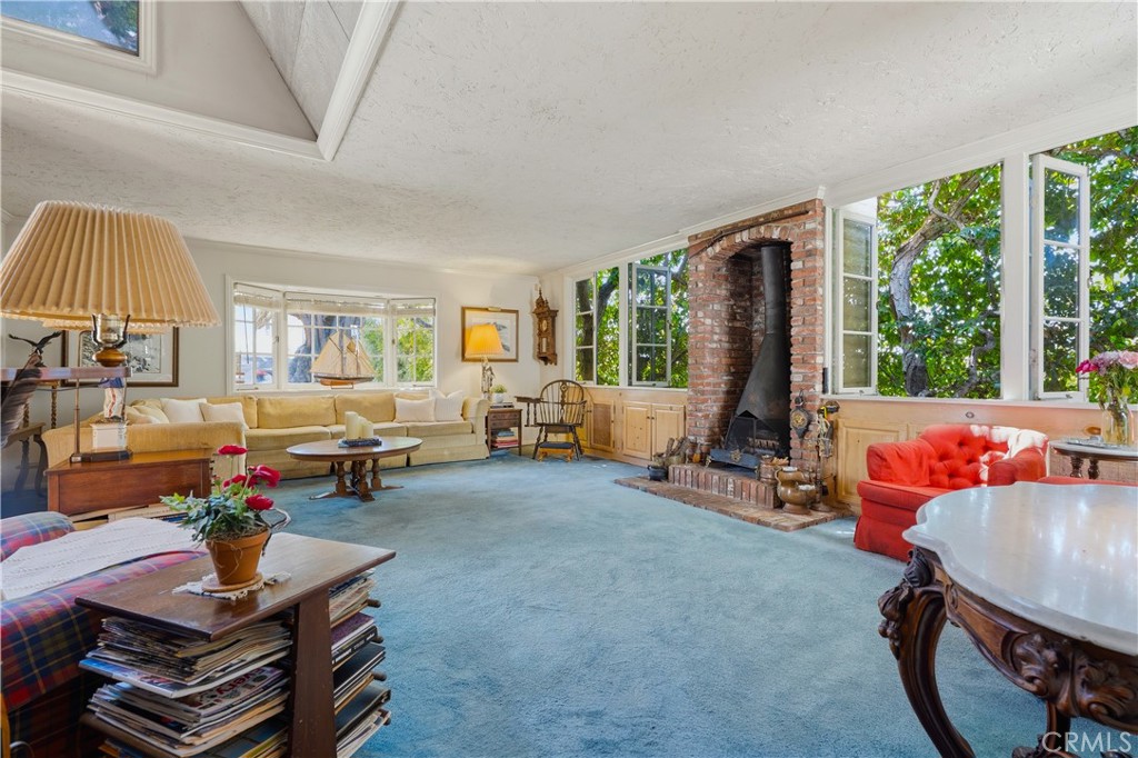 215 Ocean View, Newport Beach CA 92663 - photo 5