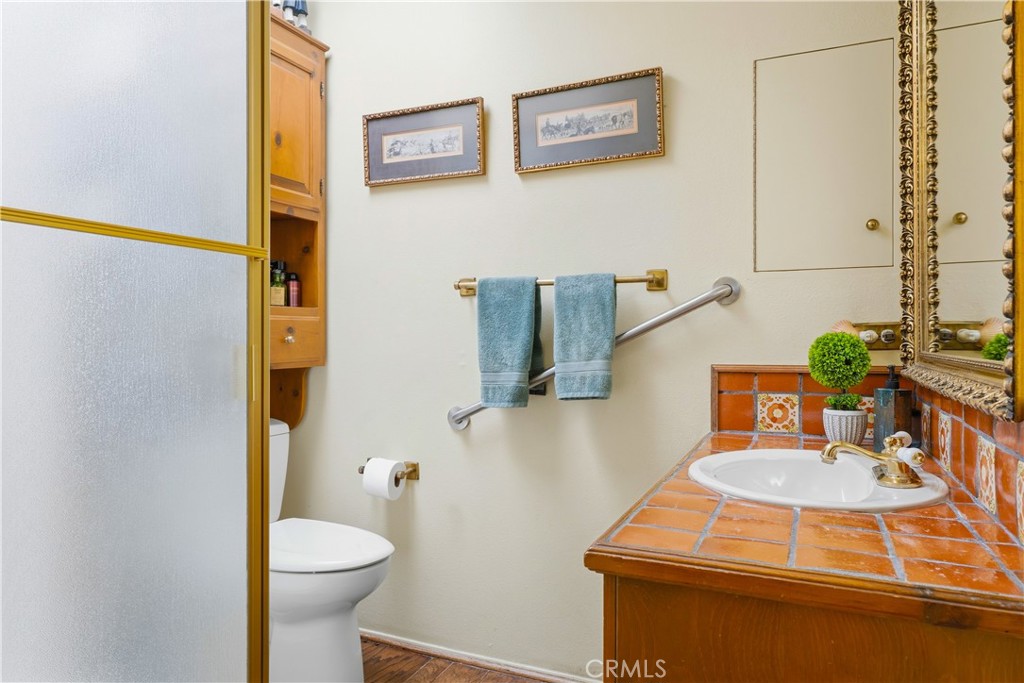 215 Ocean View, Newport Beach CA 92663 - photo 15