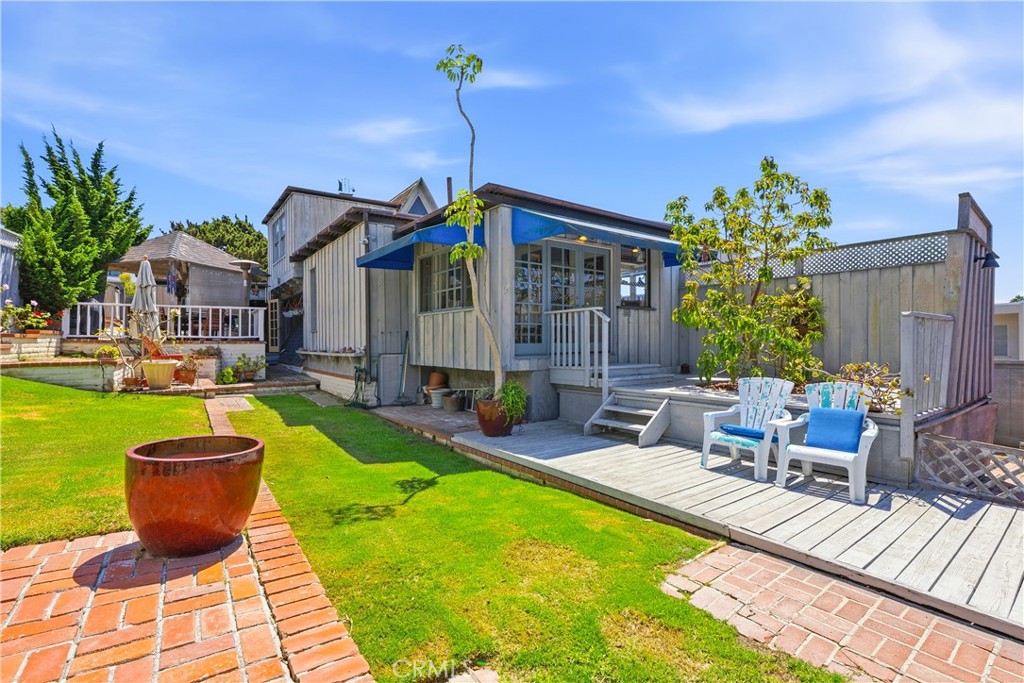 215 Ocean View, Newport Beach CA 92663 - photo 37
