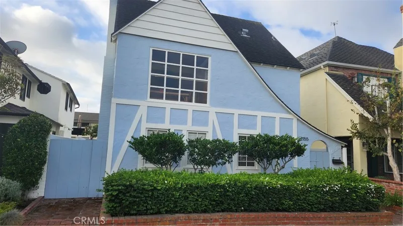 2155 Miramar, Newport Beach, CA 92661 2155 Miramar, Newport Beach, CA 92661