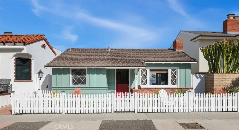2156 E Ocean, Newport Beach, CA 92661