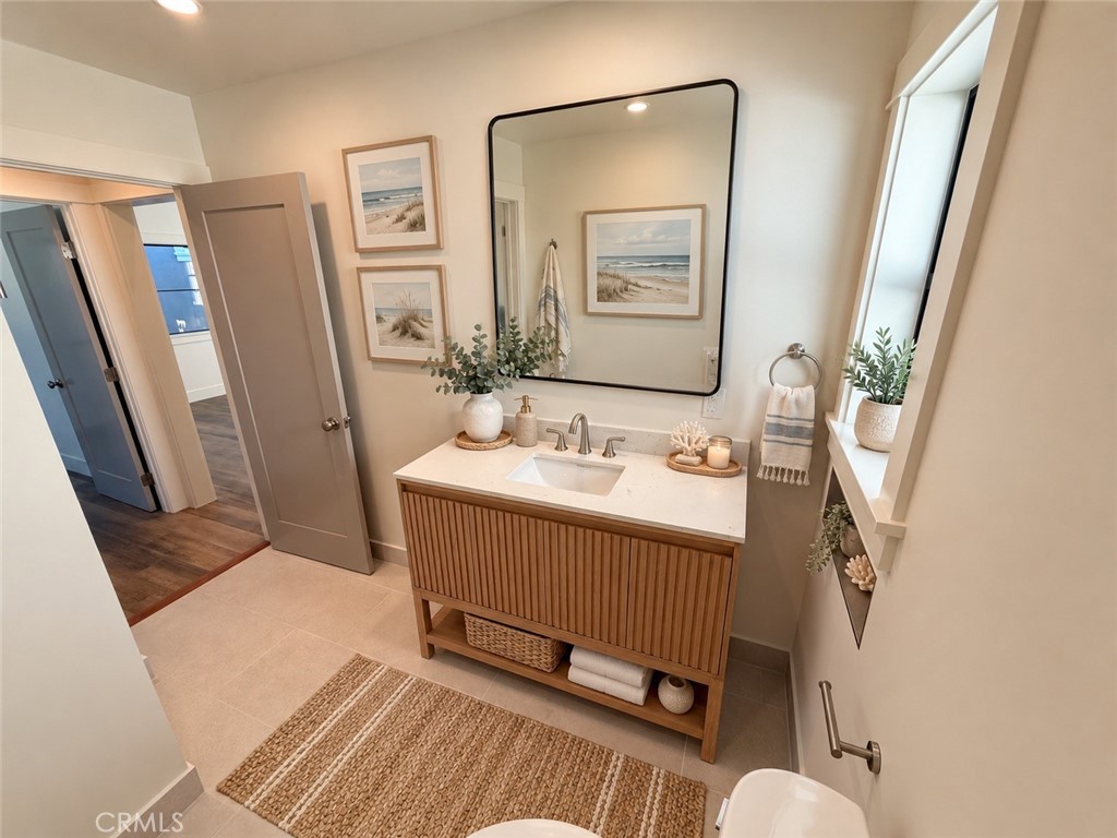 216 1/2 Amethyst Avenue, Newport Beach CA 92662 - photo 10