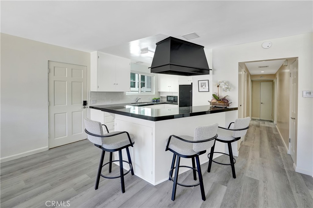 216 Collins, Newport Beach CA 92662 - photo 5